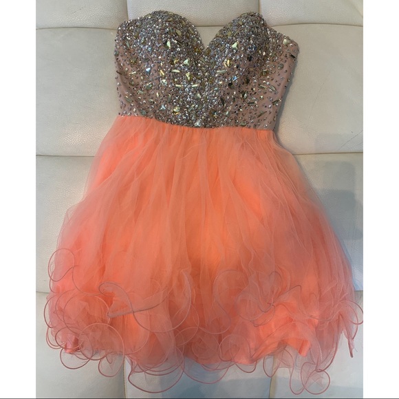 Cocktail Dress - Picture 1 of 3